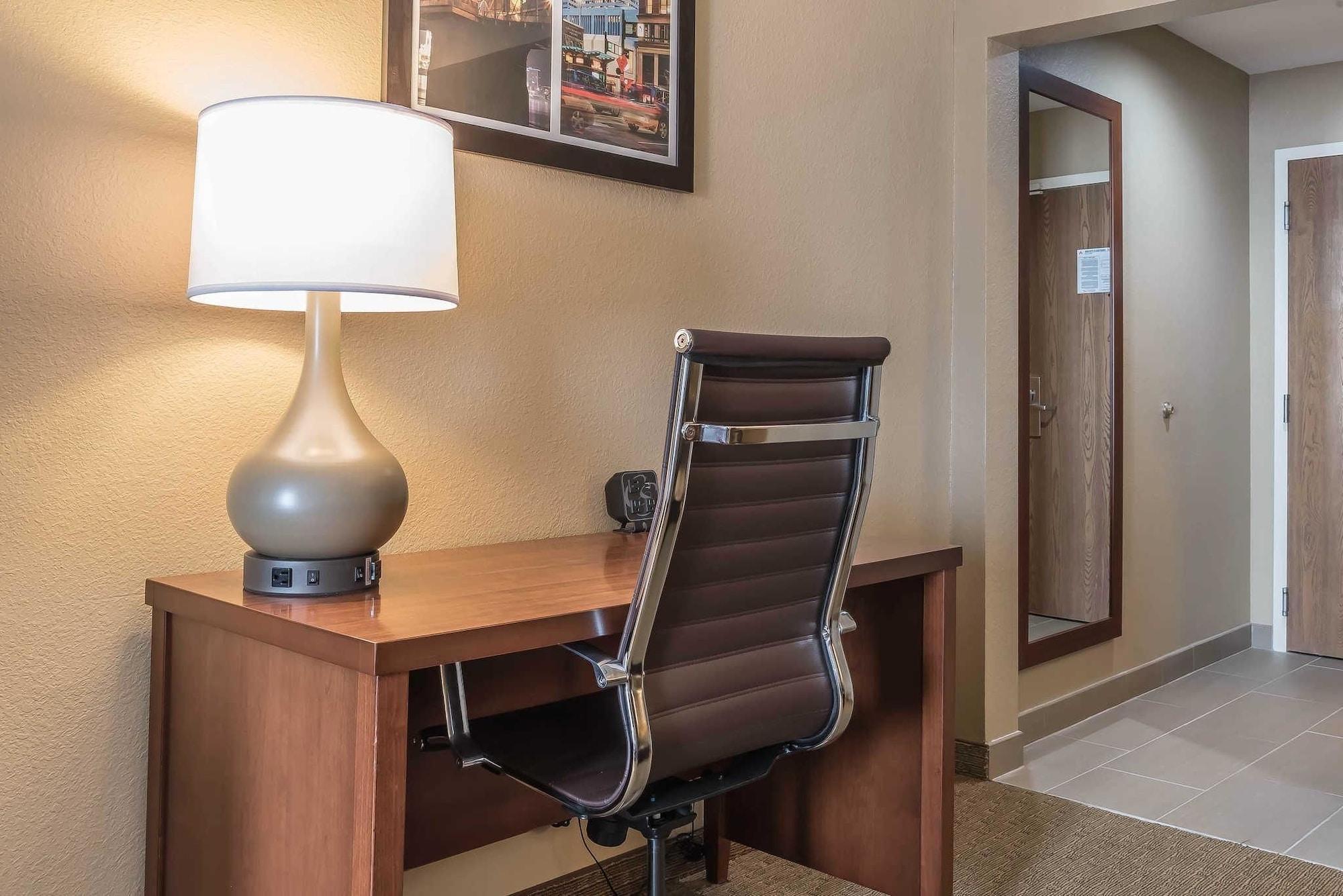Comfort Suites Mason Near Kings Island Екстериор снимка